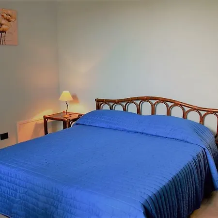 Holidaycasa Marcello - Panoramico E Centrale スペルロンガ