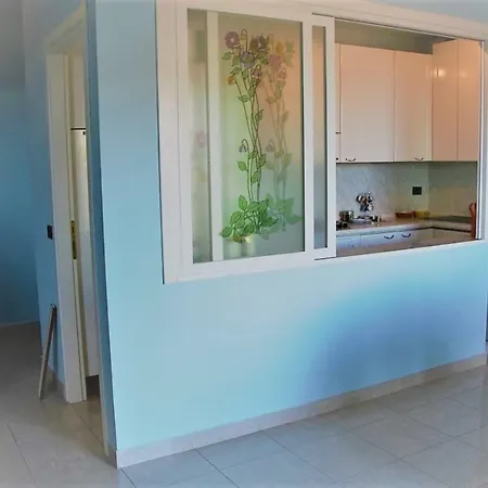 Holidaycasa Marcello - Panoramico E Centrale アパート *