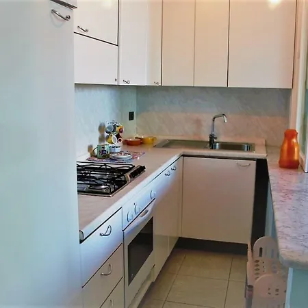 Holidaycasa Marcello - Panoramico E Centrale アパート